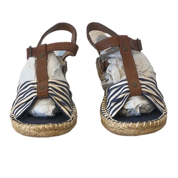 CLIFFS BY WHITE MOUNTAIN Sandals Women's Size 8 Blue Cheerio T-Strap Espadrille - Picture 6 of 9